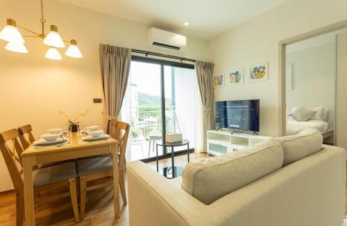 Sa Khu Apartamento | C111 Modern 2BR Escape, Steps to Beach & Cafes
