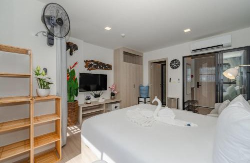 Kathu Apartamento | C175 Stylish Condo with Pool View D Condo Phuket