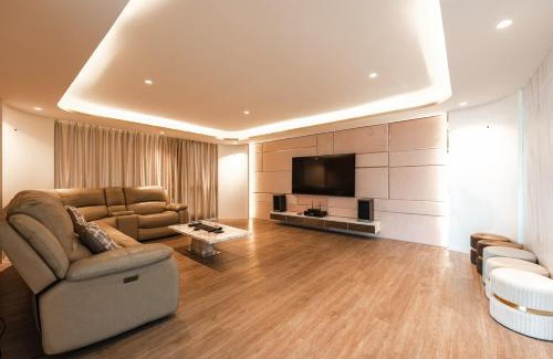 Phuket Apartamento | C220 Modern 1BR Pool, Gym, Game Room Cinema