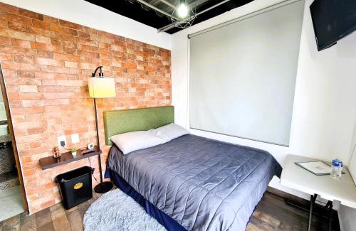 Ciudad Lopez Mateos Apartamento | C46 STUDIOS at ITESM CEM Families Tourists & Travelers Choice Foreign Students Companies Executives WELCOME! 10min Izcalli-15min Esmeralda-20min Sátelite-25min AIFA