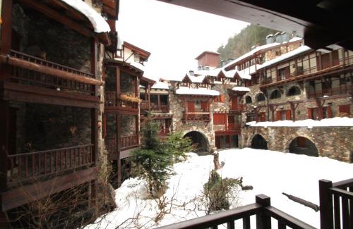 Mas de Ribafeta Apartamento | C5 Bordes d'Arinsal, Duplex Rustico con chimenea, Arinsal, zona vallnord