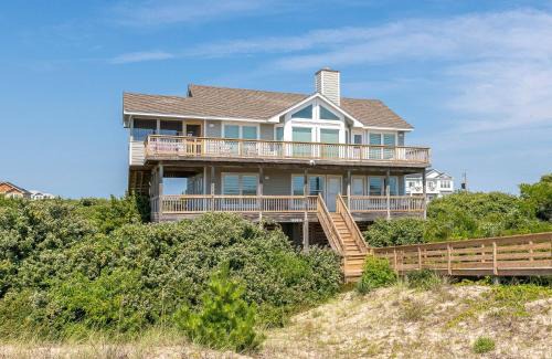 Carova Beach Casa | C9187 Leisure Dayz - Private 4x4 Beach Oceanfront Dream
