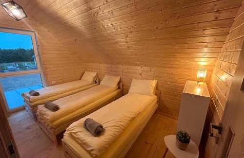 Bialogora Casa | Całoroczne domki nad morzem ,Relax&Chill'