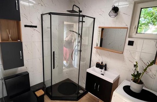 Choczewo Apartamento | Całoroczny domek ,Zacisze w Osiekach,