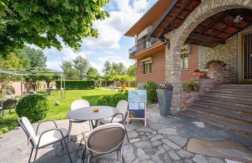Castagnole delle Lanze Apartamento | Ca' D'Gnese by Interhome
