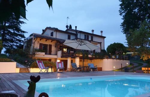 Coriano Cama Y Desayuno | CA' DEI GELSI B & B