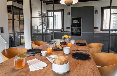 Castello Apartamento | Ca' Delle Carrozze Stylish 2 Bedroom loft-style