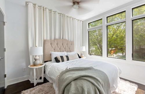 Poncey-Highland Casa | CA Dreaming