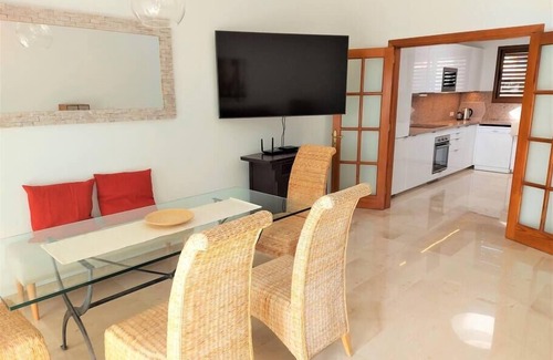 Mogan Chalet De Esquí | Casa Tauro Golf - Chalet de lujo con vistas al mar