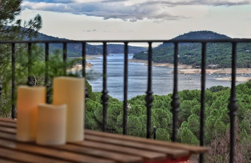 San Martin de Valdeiglesias Apartamento | CASA RURAL LA GOLETA II