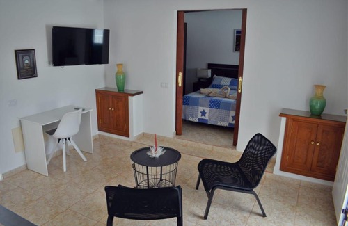 Puerto Lajas Apartamento | CA.MARCELA. 200 metros del mar.