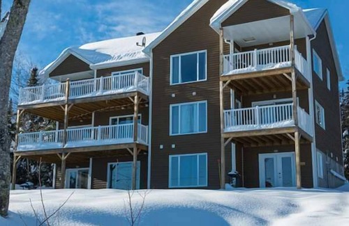 Petite-Riviere-Saint-Francois Condominio | Cottage EST-16-2 | Petite-Rivière-St-François