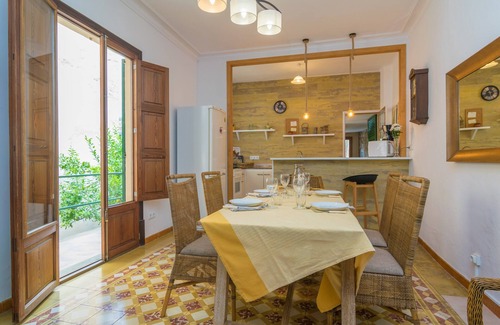 Soller Casa | CA SA TIA (SÓLLER) - Casa de pueblo con bonito patio en el centro de Sóller . WiFi Grati