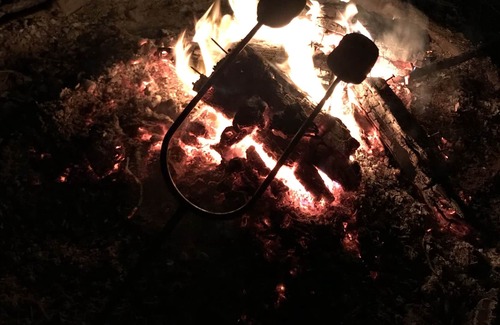 Noyan Chalet De Esquí | Chalet Noyan Fireplace, BBQ & Views