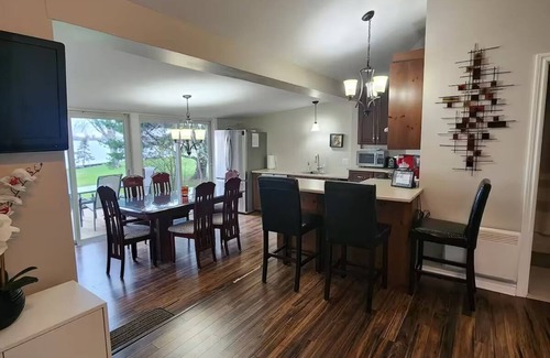 Noyan Chalet De Esquí | Le Petit Sunset Cottage au Bord du Lac