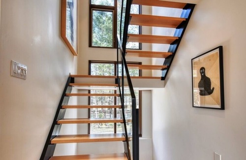 Sainte-Catherine-de-la-Jacques-Cartier Casa | #622 Must See! Gorgeous House in Wooded Area