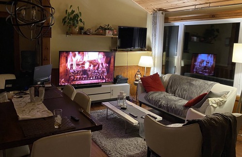 Sainte-Marguerite-du-Lac-Masson Casa | Waterfront paradise