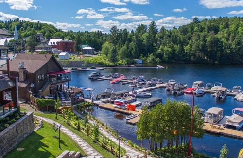 Sainte-Marguerite-du-Lac-Masson Apartamento | The Viking Resort & Marina is a resort located in the Laurentians region.