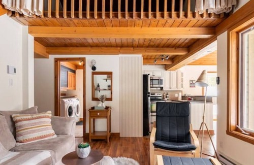 Sainte-Marguerite-du-Lac-Masson Cabina | Cozy attractive family cottage