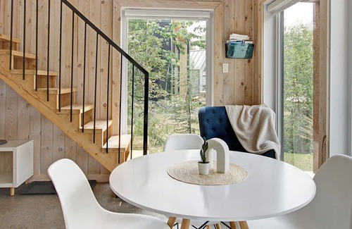Sainte-Marguerite-du-Lac-Masson Chalet De Esquí | Scandinavian-style mini chalet