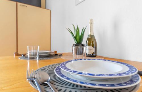 Central Station Apartamento | CA2 - Loreto - Duomo- 10 minutes from the Duomo -