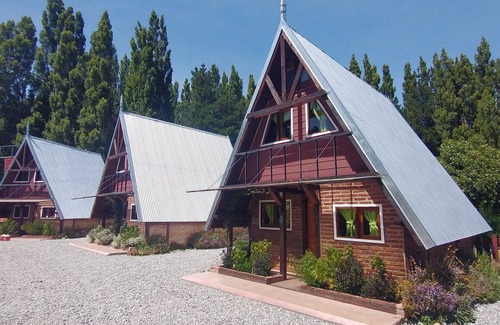 Dina Huapi Cabina | Cabaña Ñirihuau (con pileta climatizada y jardín ) complejo Alentue