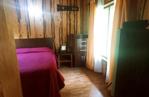 Pucon Casa | Cabaña Avellano - Con acceso al río Caburgua & Junta de Ríos