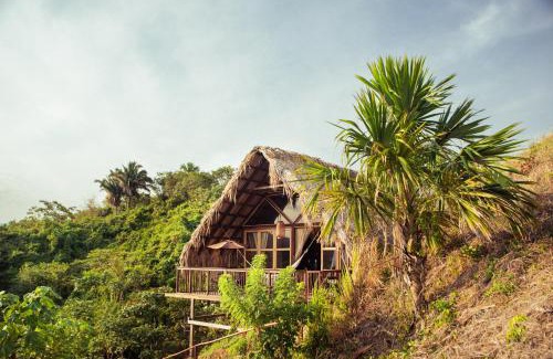 Los Naranjos Casa | Cabaña Colibri Cielva Tayrona Vista al Mar con Aire Acondicionado Tax Free