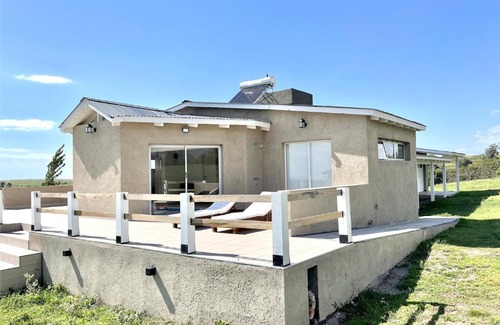 Villa Yacanto Casa | Cabaña con spa Vida Abundante