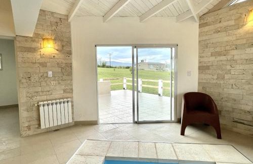 Villa Yacanto Casa | Cabaña con spa Vida Abundante
