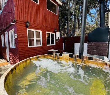 Isla Negra Casa | Cabaña con Tinaja Caliente, Quincho y Pet Friendly