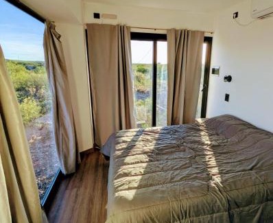 Cuadro Nacional Casa | Cabaña Container en Viñedos
