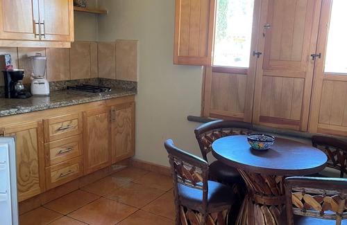 Mazamitla Cabina | Cabaña de lujo con jardines excepcionales (Se aceptan mascotas)