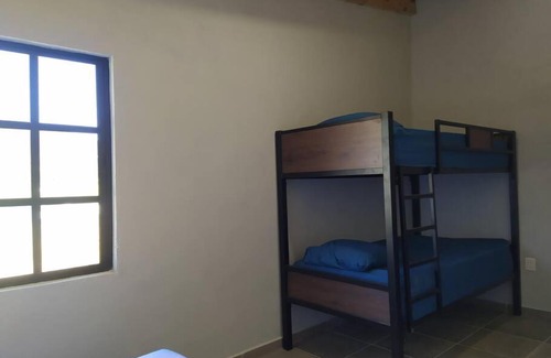 San Antonio de Las Alazanas Chalet De Esquí | Cabaña en Mesa de las Tablas, de fácil acceso y con excelentes vistas