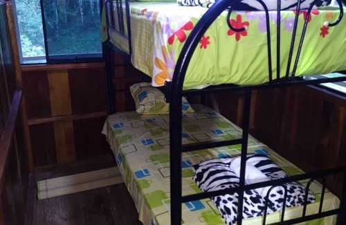 Pueblo Nuevo Cabina | Cabaña familiar en el bosque amazónico. Ideal para desconectar de la tecnología