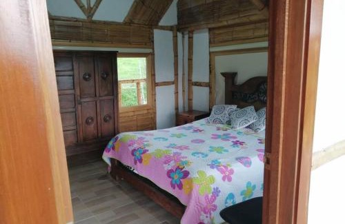 Anolaima Casa | Cabaña independiente en Granja Agroecologica