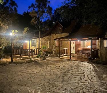 Montemorelos Chalet De Esquí | Cabaña La Josefina