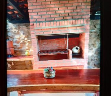 Samaipata Apartamento | Cabaña Los Eucaliptos con Suite, TV 50 Mezzanine y Parrillero, Samaipata