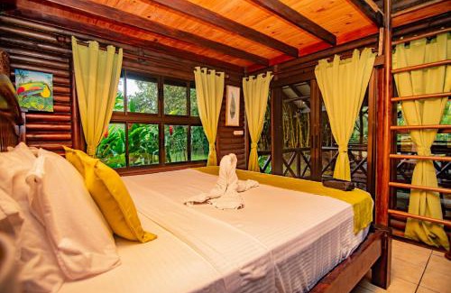 Penas Blancas Chalet De Esquí | Cabaña Los Tucanes