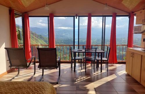 Pacuare Reserve Chalet De Esquí | Cabaña Niraj