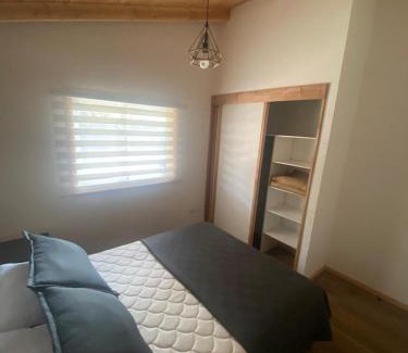 Lican Ray Casa | Cabaña para 6 personas playa chica 2