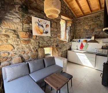 San Roque de Riomiera Chalet De Esquí | Cabaña Pasiega Lo Bartulo