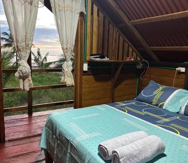 Uramba National Park Casa | Cabaña Privada Amanacer del Leon