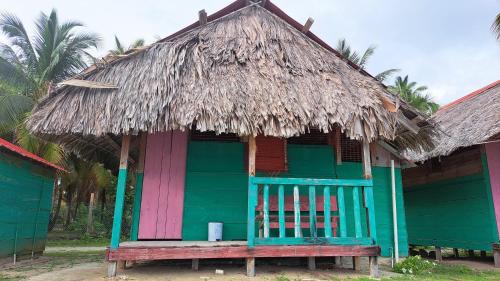 Carti Tupile Casa | Cabaña Privada en San Blas