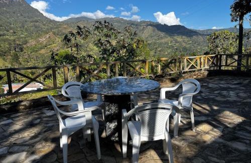 Tibirita Chalet De Esquí | Cabaña Tipo Chalet