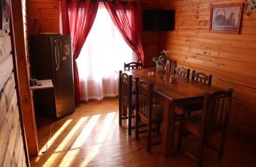 Putu Apartamento | CABAÑAS AIRES DE MAROMILLAS