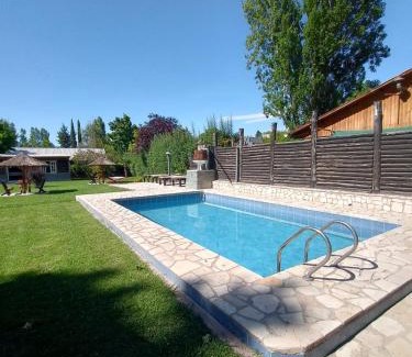 Chacras de Coria Chalet De Esquí | CABAÑAS DE CHACRAS