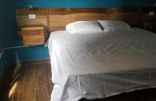 Olancho Villa | Cabañas Laguna Negra
