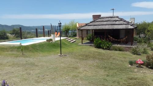Bialet Masse Casa | Cabañas Villa del Mirador