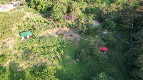 Guaduas Chalet De Esquí | Cabañas Villa Raizal